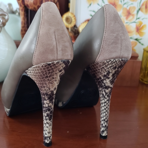 Jessica Edith Heels in Umber Size 8 - Picture 2 of 6
